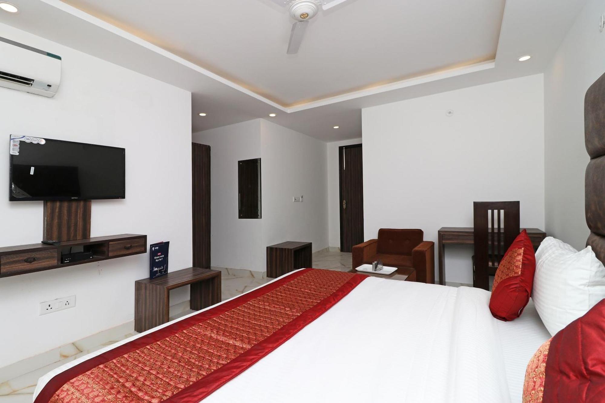 Hotel O Aamara New Delhi Bagian luar foto